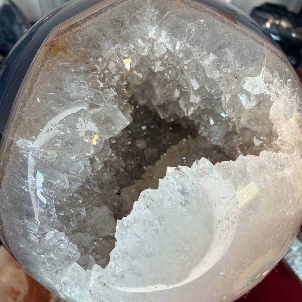💜 Large Agate Quartz Druzy Sphere •Brazil • Sparkly Crystal • Banded Agate 4” - Picture 7 of 9
